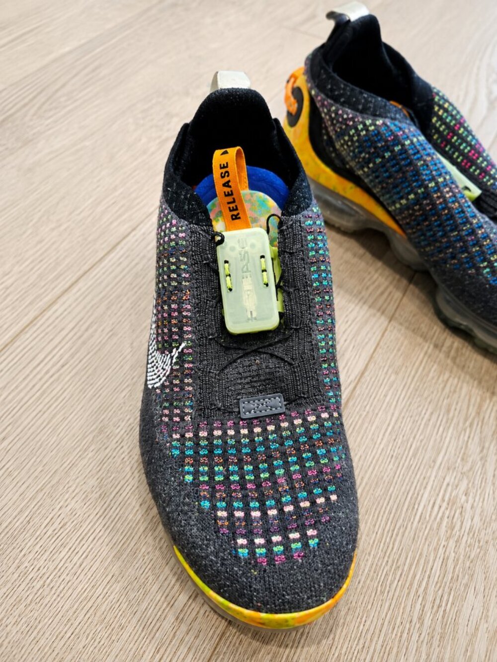 Nike Air VaporMax 2020 Flyknit Iron Grey Multicolor Women’s 8.5